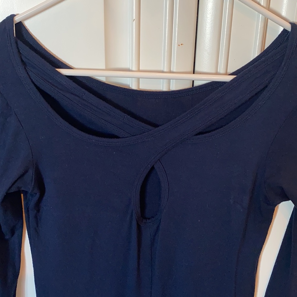 Loveappella cotton stretch blue top with keyhole back